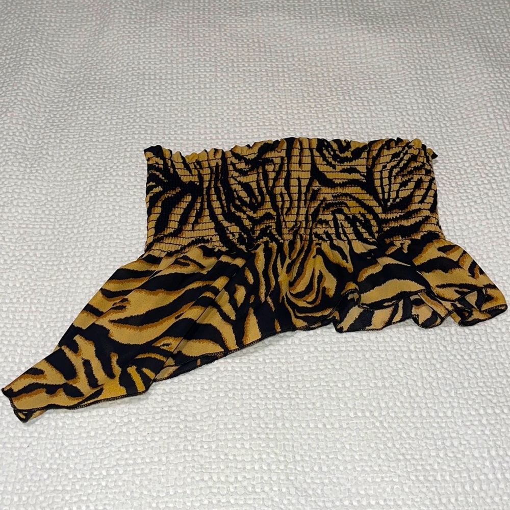 MOD on Trend, medium polyester crop top leopard print